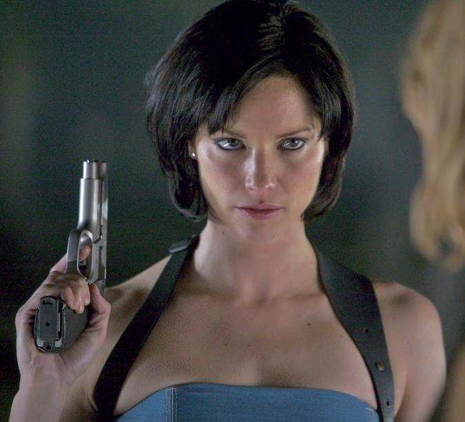 Bring Sienna Guillory back as Jill Valentine in Resident Evil 6 