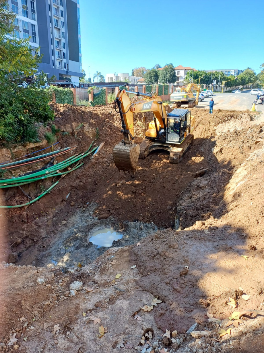 Pretoria_Avenue_Water_Issue1.jpg
