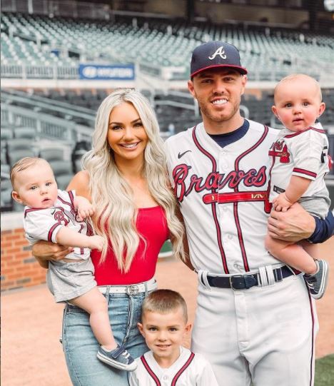 weight freddie freeman height